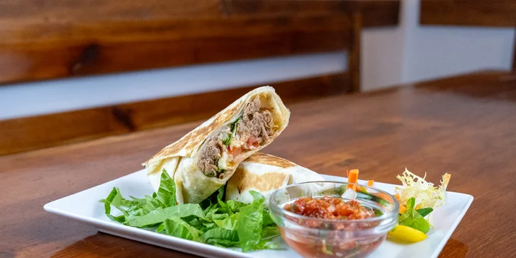 Otevřený voucher v hodnotě 500 až 1500 Kč na cokoli v restauraci U Dvou pupků v Dubči