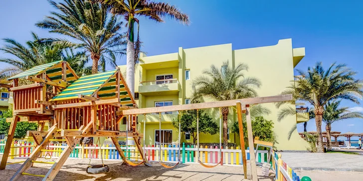 Hurghada: 4* hotel Palm Beach přímo u pláže, all inclusive, bazény, letenky