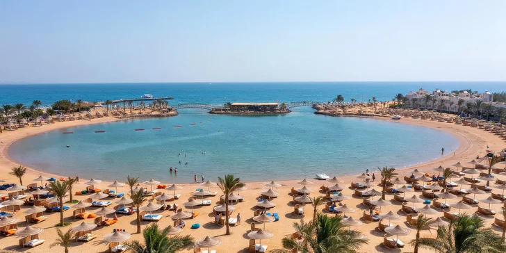 Hurghada vč. letenky: Hotel Desert Rose Resort***** s all inclusive, u pláže a s aquaparkem