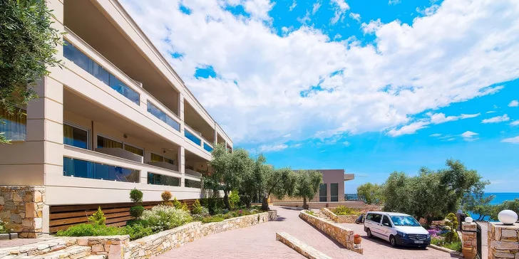 Řecký ostrov Thassos vč. letenky: 4* hotel Aeolis s all inclusive a bazénem