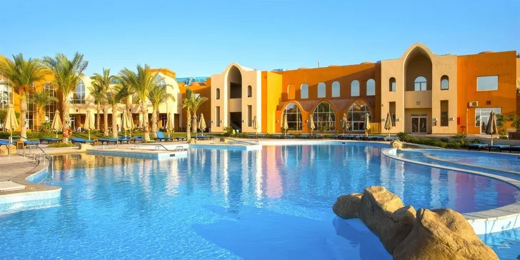 Relax v Egyptě: 5* resort Novotel Marsa Alam u moře, letenka a all inclusive
