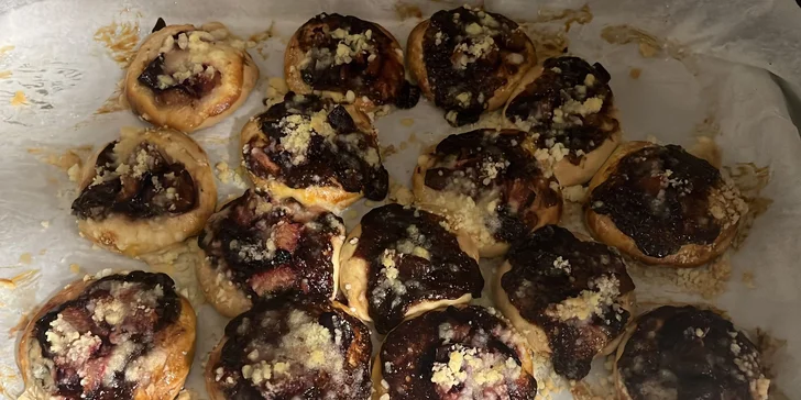 3chodové svatomartinské menu včetně sklenky vína pro 1 nebo 2 osoby
