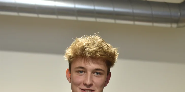 Dárek pro milovníky zeleně: floristika pro začátečníky, výroba kokedamy nebo terária