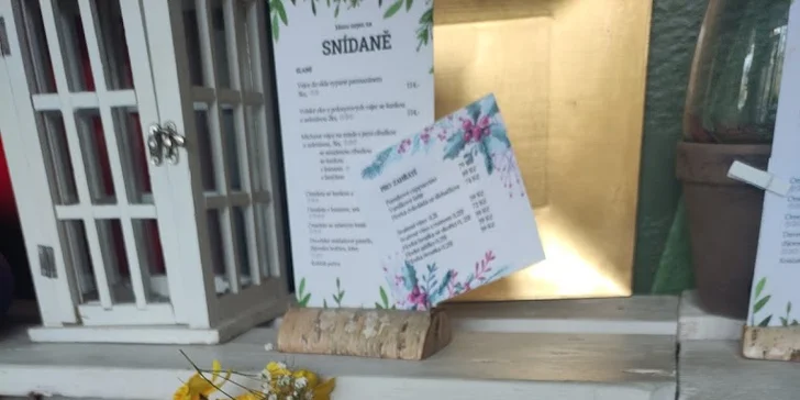 Sladká či slaná snídaně dle výběru a káva či džus pro jednoho v bistru Nová hra