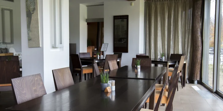 Tříchodové menu pro 1 nebo 2 osoby v resortu Kaskáda, varianta se 120 min ve wellness
