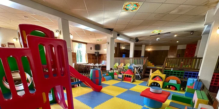 Rodinný pobyt na Bublavě v Krušných horách: pohodový baby friendly hotel se snídaní