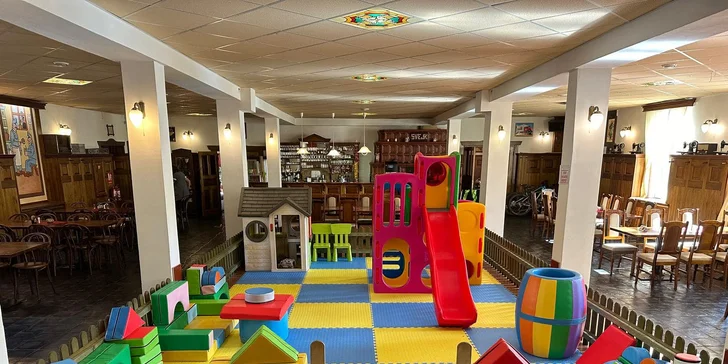 Rodinný pobyt na Bublavě v Krušných horách: pohodový baby friendly hotel se snídaní