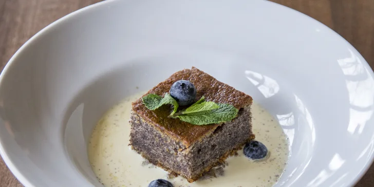 Tříchodové menu pro 1 nebo 2 osoby v resortu Kaskáda, varianta se 120 min ve wellness