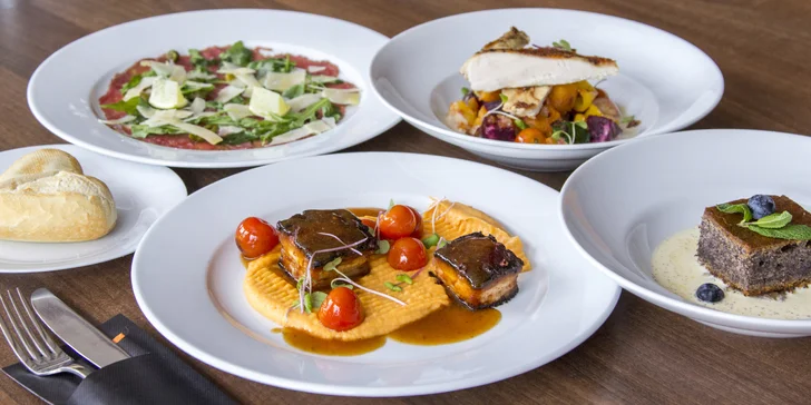 Tříchodové menu pro 1 nebo 2 osoby v resortu Kaskáda, varianta se 120 min ve wellness
