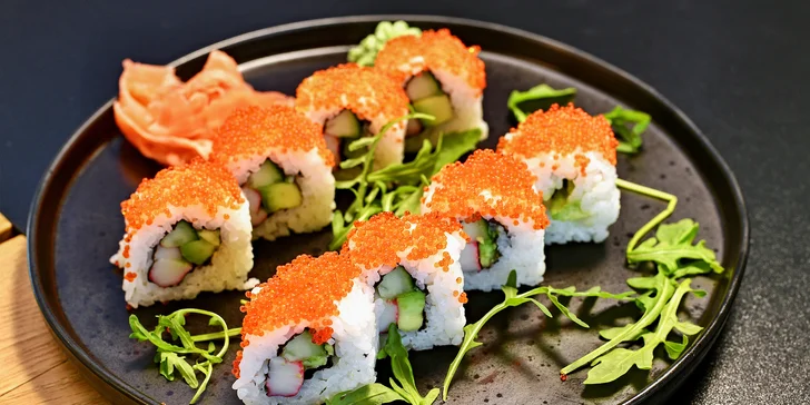 Sushi v Bali Bali u metra Křižíkova: maki, nigiri, california i losos, sety s 8 až 40 ks