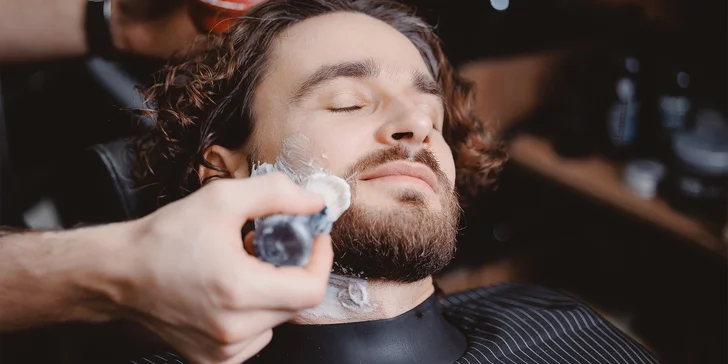Pánský střih i úprava vousů, barvení či ornament v ostravském barbershopu