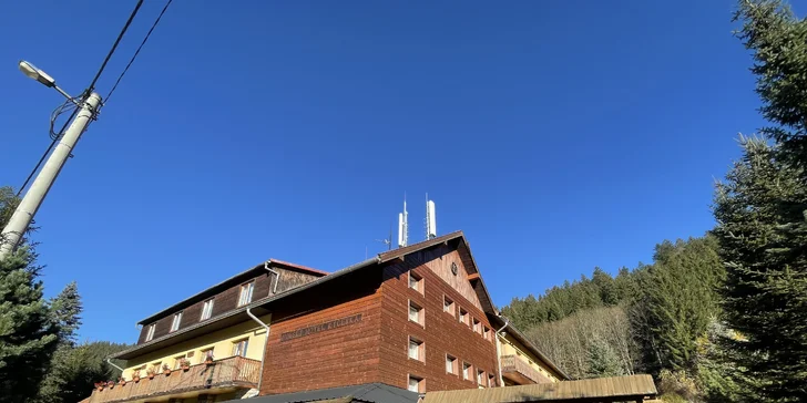 Dovolená s polopenzí pro pár i rodinu ve vyhlášeném turistickém centru Beskyd