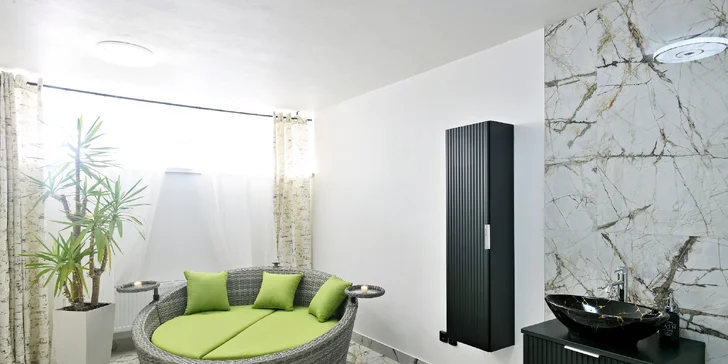 1–5h. privátní wellness v srdci Prahy: hydromasážní vana, sauna i občerstvení
