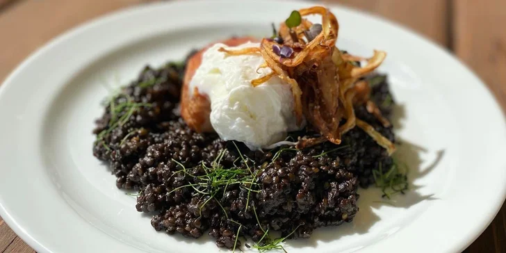Voucher na 250, 500 či 1 000 Kč do moderní české restaurace Střela v Plasích