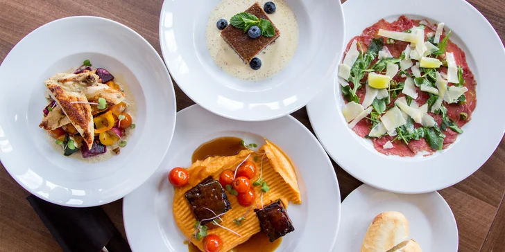 Tříchodové menu pro 1 nebo 2 osoby v resortu Kaskáda, varianta se 120 min ve wellness