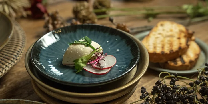 Dárkové vouchery do luxusní zahradní restaurace v centru Prahy