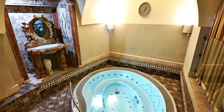 Privátní wellness pro dva: 90-120 minut v sauně a vířivce, občerstvení i prosecco