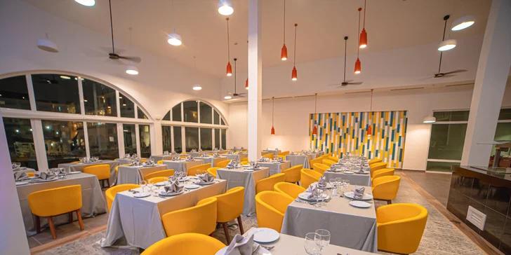 Kuba all inclusive: hotel Grand Memories Holguin***** u pláže, přímý let, český animační klub pro dospělé