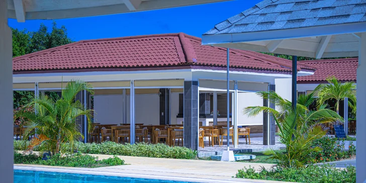 Kuba all inclusive: hotel Grand Memories Holguin***** u pláže, přímý let, český animační klub pro dospělé