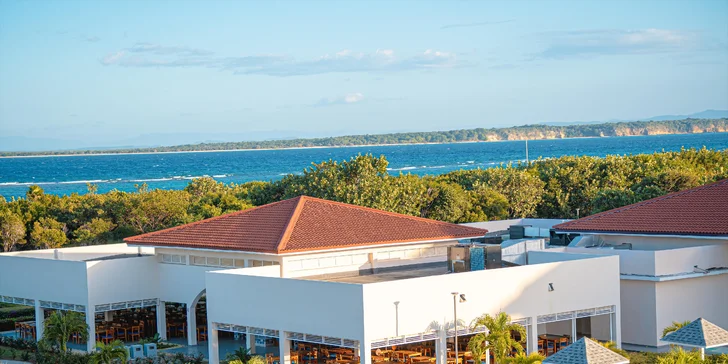 Kuba all inclusive: hotel Grand Memories Holguin***** u pláže, přímý let, český animační klub pro dospělé