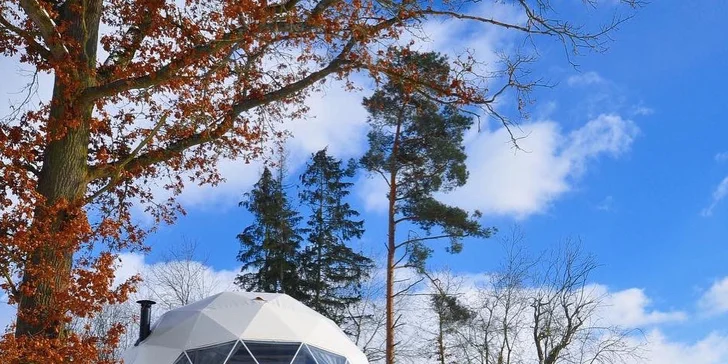 Glamping: vymazlené iglú u Prachovských skal, relax ve wellness s možností snídaňového koše