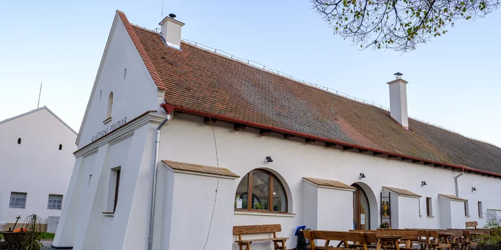 Masové a pivní hody až pro 2 osoby: pečené pivovarské koleno a degustace ležáků