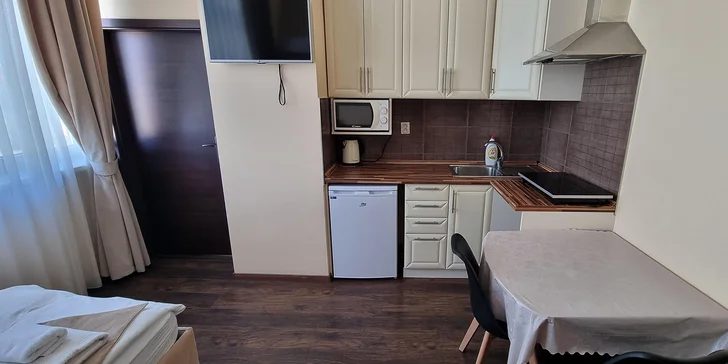 Štúrovo: apartmány se snídaní a vstupem do wellness s termály i do aquaparku s tobogány