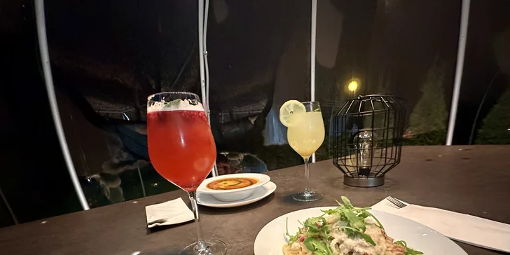 Originální večeře v iglú pro dva: italská polévka, čerstvé těstoviny, prosecco nebo i dezert