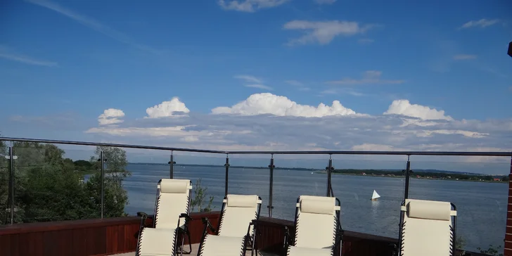 Hurá na Balt: 3* hotel u jezera Jamno, snídaně i polopenze, neomezený wellness, akce 2 děti zdarma