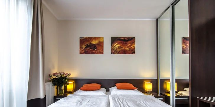 Hurá na Balt: 3* hotel u jezera Jamno, snídaně i polopenze, neomezený wellness, akce 2 děti zdarma