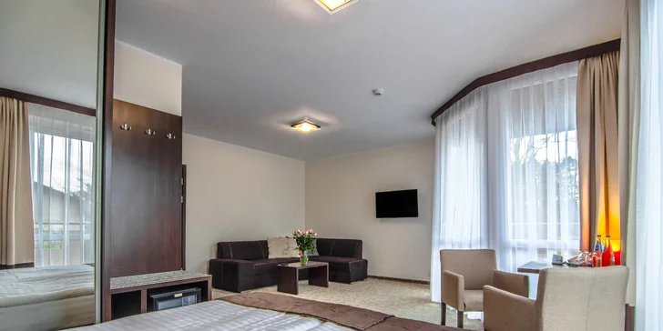Hurá na Balt: 3* hotel u jezera Jamno, snídaně i polopenze, neomezený wellness, akce 2 děti zdarma