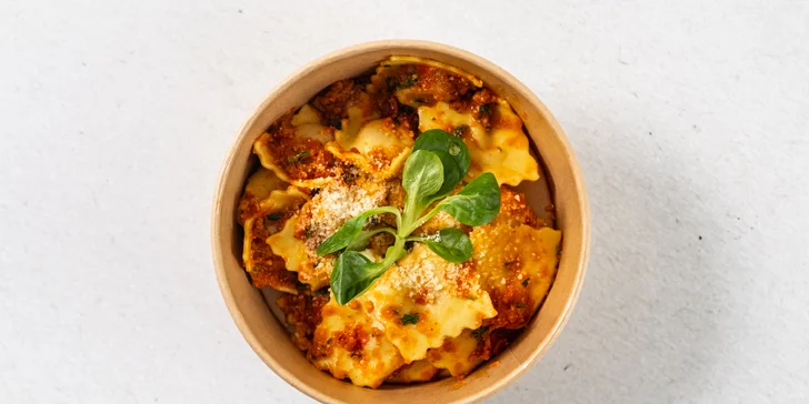 Pasta dle vlastního výběru: špagety Carbonara, ravioly s hovězím i lasagne