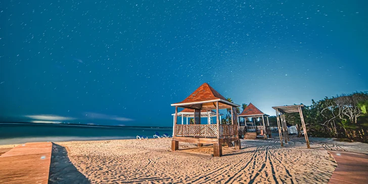 Kuba all inclusive: hotel Grand Memories Holguin***** u pláže, přímý let, český animační klub pro dospělé