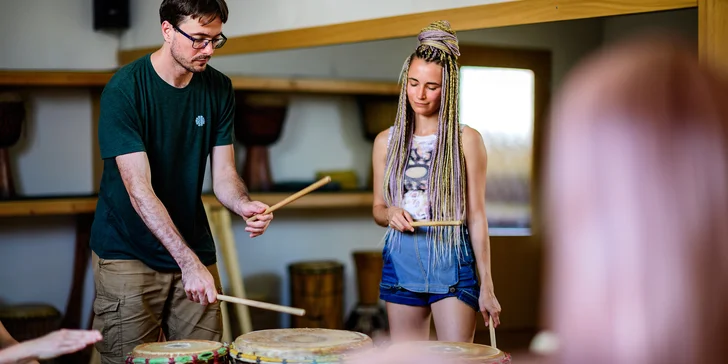 Skupinový workshop afrického bubnování na bubny djembe: 3 hodiny, vhodné pro začátečníky