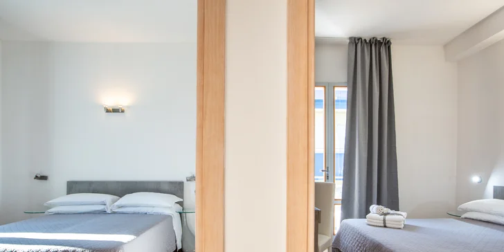 Dovolená s plnou penzí u italského Rimini: hotel 150 m od moře, bazén a dvě děti do 2,9 let zdarma