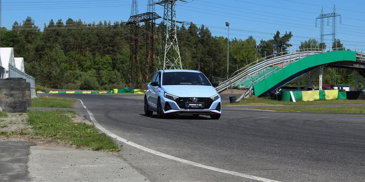 Hyundai i20 N na závodním okruhu: až 3 kola řízení či spolujízdy, 4 místa po celé ČR