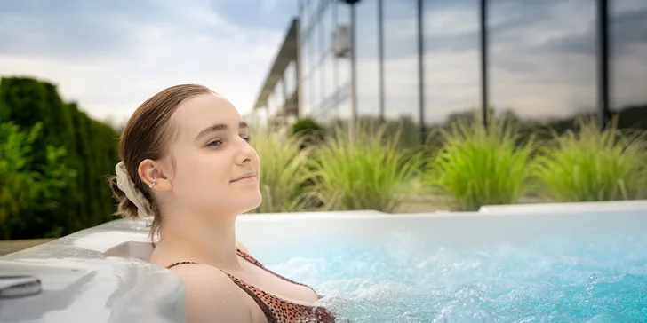 Dovolená u Baltu: hotel v Mielenku se stravou, neomezeným wellness a hernou