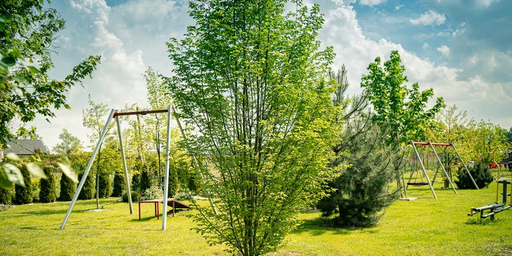 Dovolená u Baltu: hotel v Mielenku se stravou, neomezeným wellness a hernou