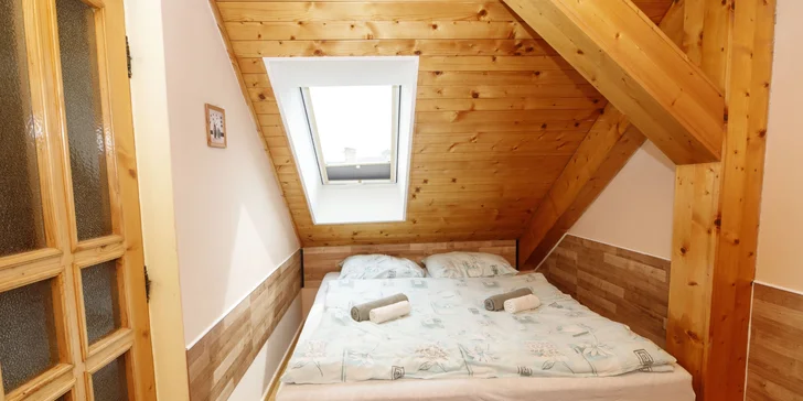 Pohoda přímo u Lipna: pokoj či apartmán v penzionu, snídaně nebo polopenze