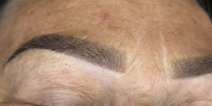 Permanentní make-up: obočí pudrovou metodou, Aquarelle Lips či klasické oční linky
