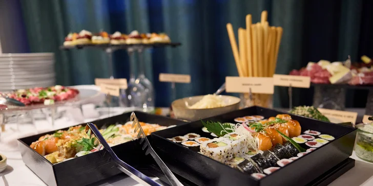 Otevřené vouchery na jídlo i pití v elegantní sushi restauraci: hodnota 500-2000 Kč