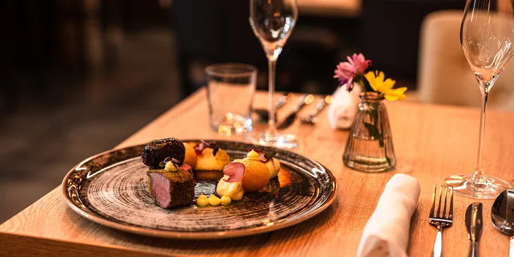 Až 7chodové degustační menu i vinné párování ve vyhlášené restauraci