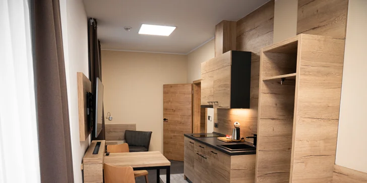 Pobyt v Peci pod Sněžkou: designový 4* hotel se snídaní a lahví vína