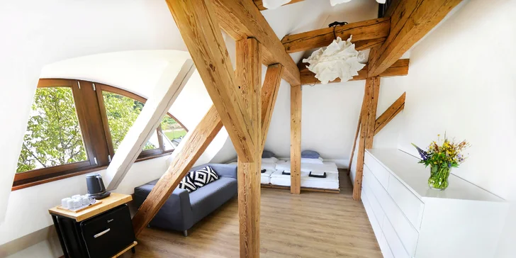 Pobyt na Šumavě: moderní zrekonstruovaná fara v Rejštejně, 3 km od Kašperských hor