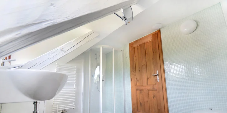 Pobyt na Šumavě: moderní zrekonstruovaná fara v Rejštejně, 3 km od Kašperských hor