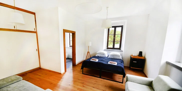 Pobyt na Šumavě: moderní zrekonstruovaná fara v Rejštejně, 3 km od Kašperských hor