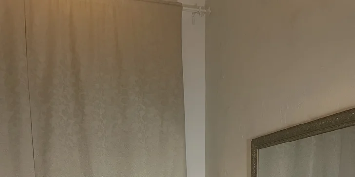 Hloubkové čištění pleti ultrazvukem včetně aplikace kyselin a séra