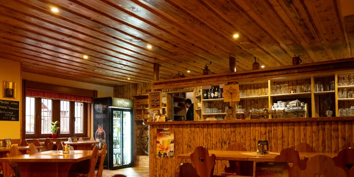 Tříchodové menu s hořícím masovým mečem i vinným párováním pro dva