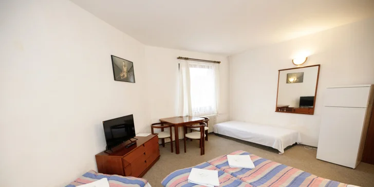 Hotel v Českém středohoří se snídaněmi či polopenzí a saunou