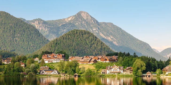 Pobyt v rakouských Alpách: hotelové pokoje i apartmány u jezera Grundlsee, wellness a snídaně